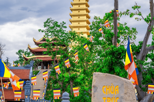 Chùa Trúc Lâm Phụng Thùy Sơn