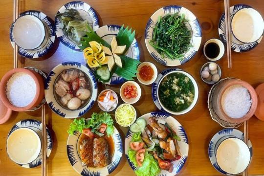 Cơm Nhà Xanh Nha Trang