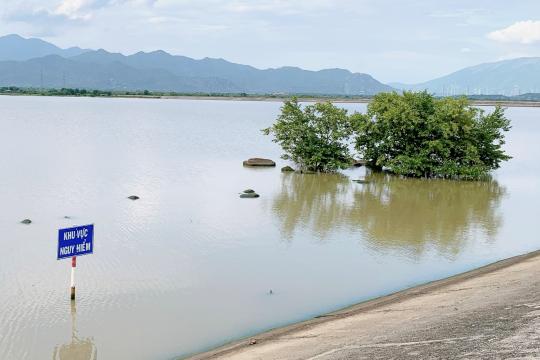 Hồ Thành Sơn Khánh Hòa
