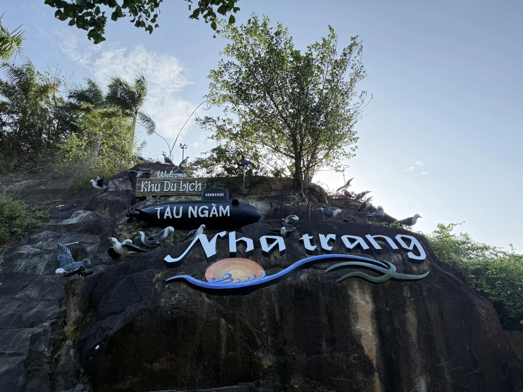 Khu du lịch Tàu Ngầm - Nha Trang Impression