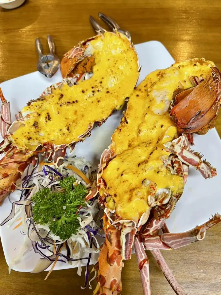 Nhà hàng Hải sản 3v