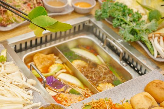 VEGI 蔬菜蘑菇火锅自助餐