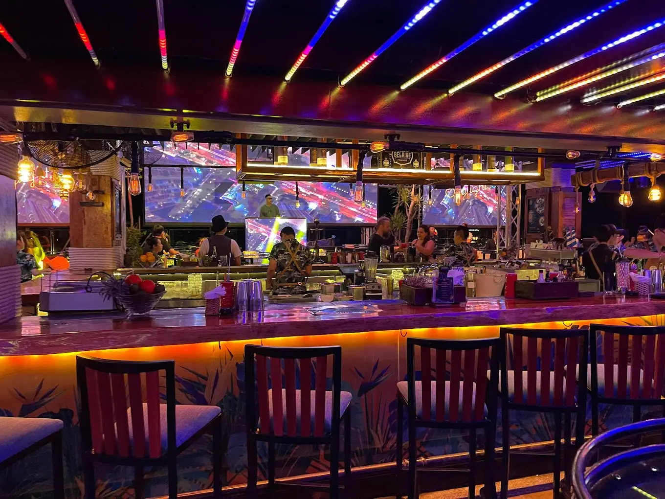 bar-hk-club-nha-trang