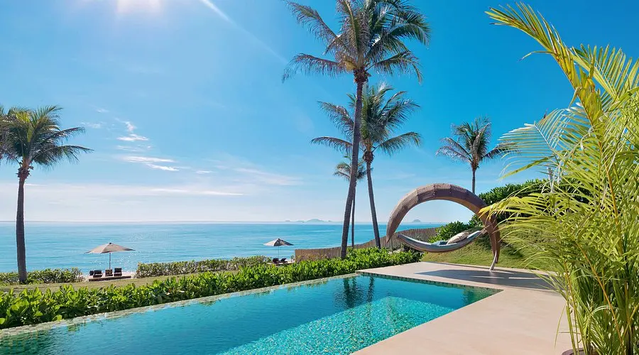 beach-front-pool-villa