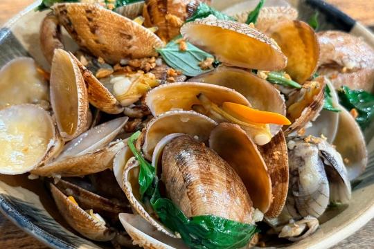 Hải Sản Vịnh Cam Ranh (K9 Seafood Restaurants)