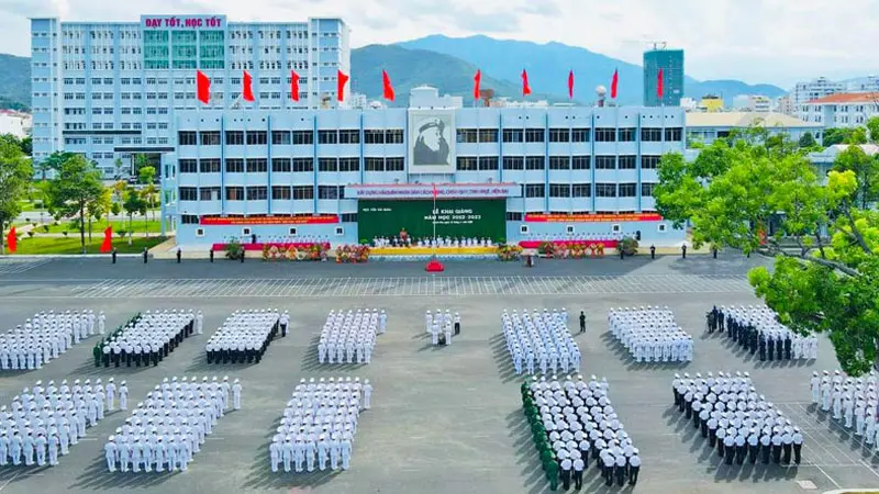 Học viện Hải quân