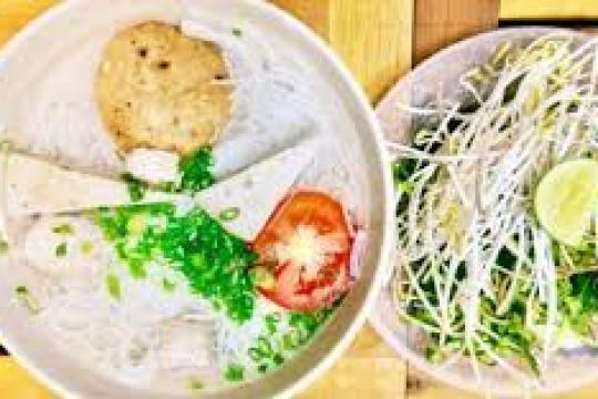 Nem nướng, Bún cá – Ngon Ninh Hòa