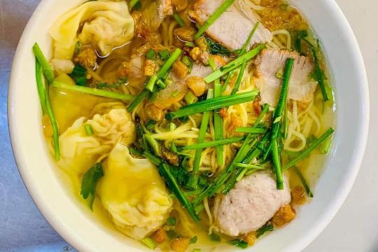 Nhà hàng Năm Dần