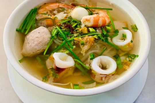 Nhà hàng Năm Dần