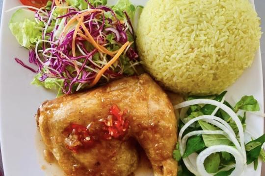 Nhà hàng Năm Dần