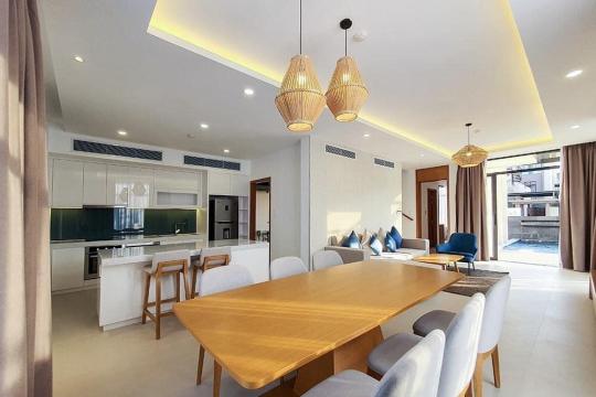 Golden Almie Hotel