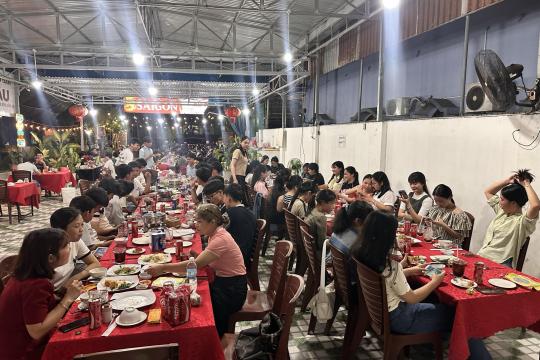 叙瑙酒馆