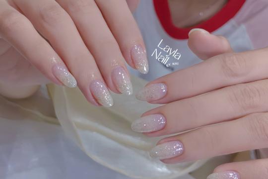 Layla 네일
