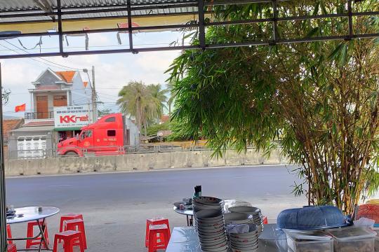 Quán Bánh Canh Cây Trúc Vạn Lương Vạn Ninh