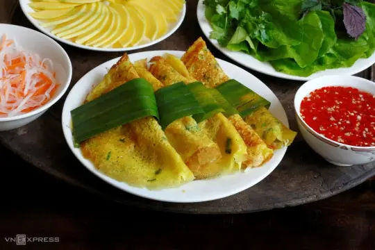 Bánh Căn - Bánh Xèo Cô Tám
