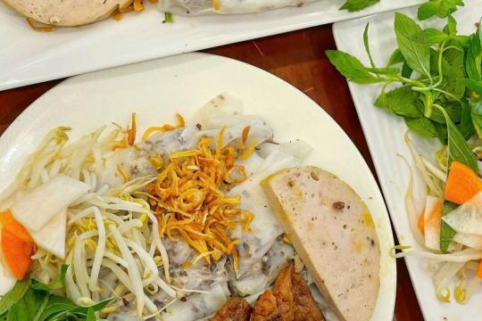 Bánh cuốn cô Lan