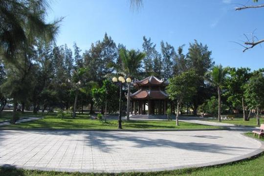 Bach Dang Park