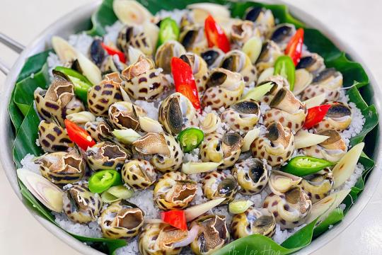 Hồng Gia Live Seafood Restaurant