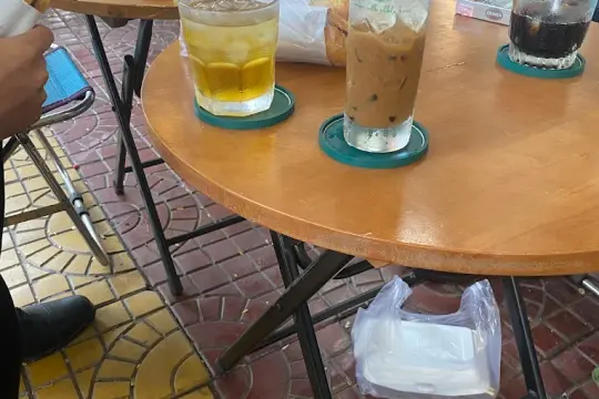 Lê's Path Coffee Nguyễn Trực