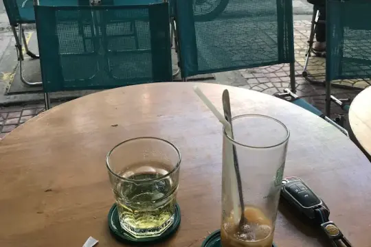 Lê's Path Coffee Nguyễn Trực
