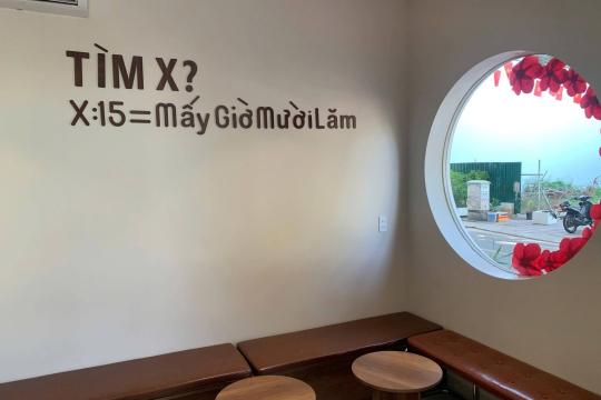 X:15 Mấy Giờ Mười Lăm