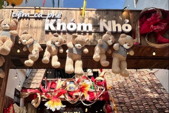 Tiệm Cafe Khóm Nhỏ