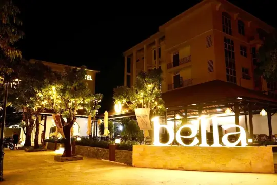 BELLA CAFÉ