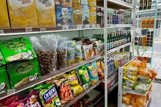 Lee Mart Нячанг