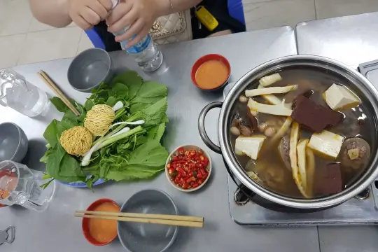 까이먼 소고기 전골 냐짱