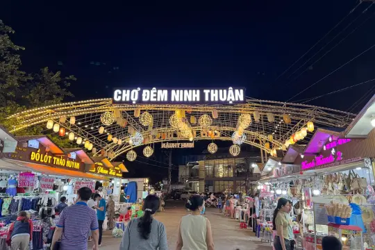 Chợ Đêm Du Lịch Ninh Thuận