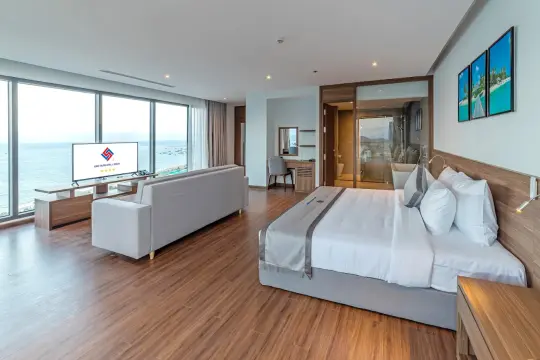 Long Thuan Hotel & Resort