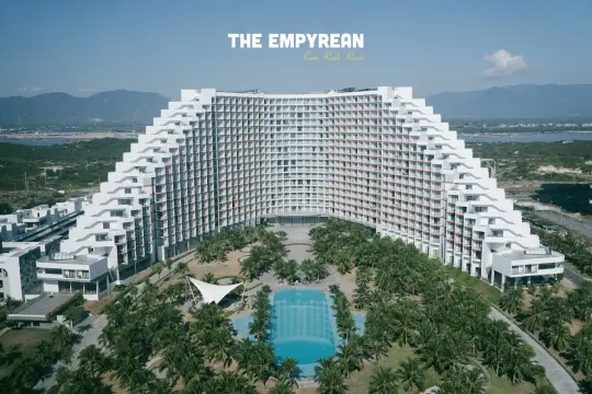 The Empyrean Cam Ranh Beach Resort
