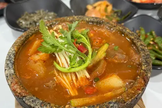 Harang Korean Restaurant Cam Lam