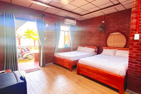 Bình Minh Homestay Dốc Lết