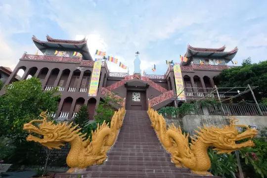 Trùng Sơn Cổ Tự
