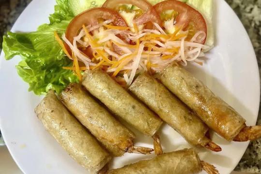 Ресторан домашней кухни M&K в Нячанге