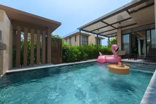Seascape Villas in Long Beach Cam Ranh