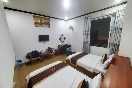 Khách Sạn Hoàng Dũng