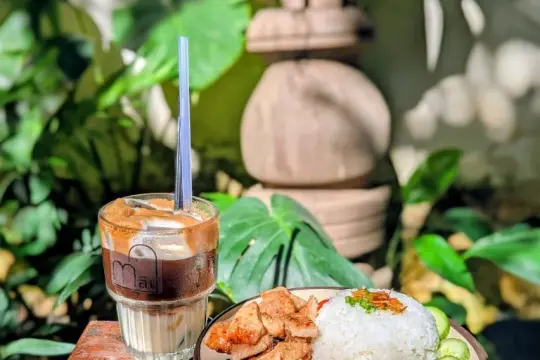 Кафе Nha Cua May Ninh Thuan