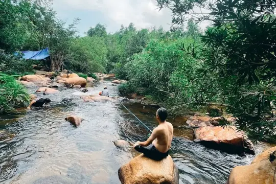 Dau Nguon Natural Stream Beach