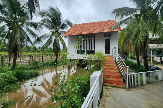 Khách sạn Ngọc Bích 2