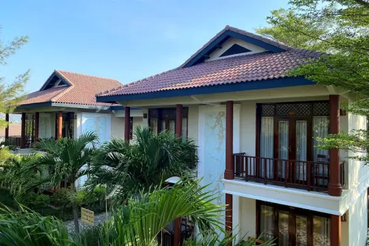 Aniise Villa Resort
