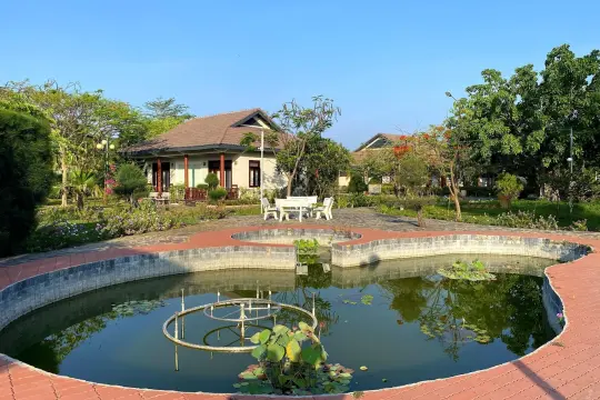 Aniise Villa Resort