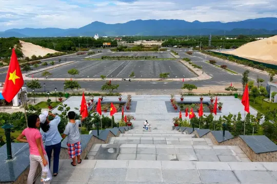 牙礁烈士纪念区