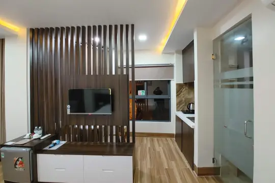 Yen Vang Hotel & Apartment
