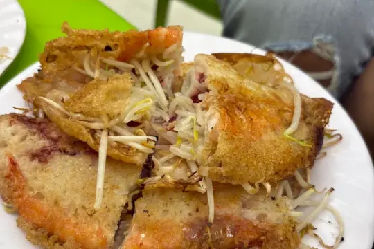 Bánh Căn - Bánh Xèo Cô Tám – An Authentic Nha Trang Dining Spot in North Nha Trang