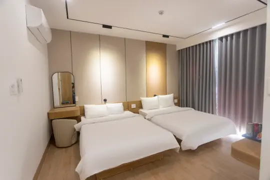 C&M Hotel Khánh Hòa