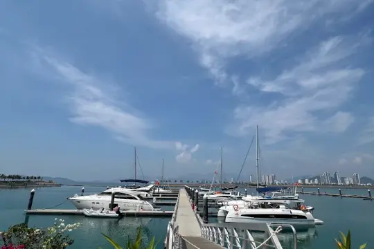 Công viên bến du thuyền Ana Marina Nha Trang
