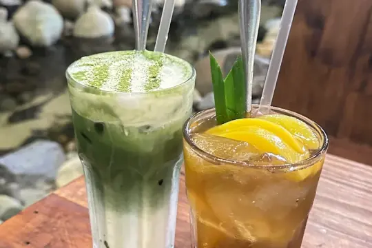 宁静时光——北芽庄咖啡馆与旧书店