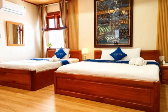 Hotel Nhật Tín